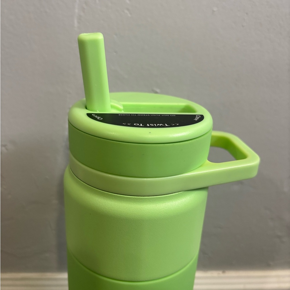 BrüMate Rotera 25oz Touch-Free Water Bottle - Kiwi - Picture 5 of 5